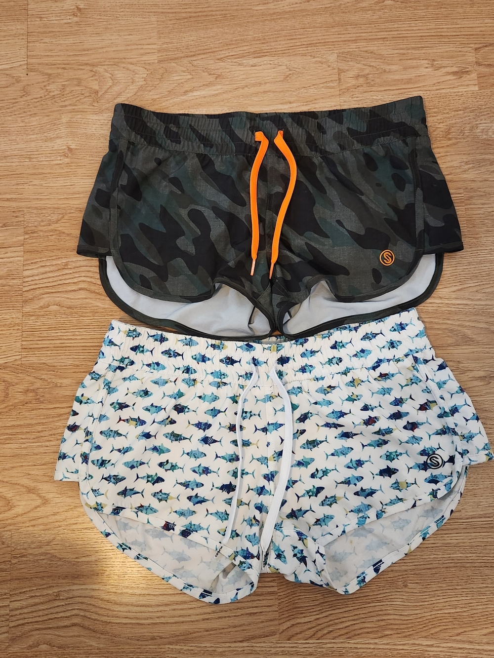 SCALES Womens Surf And Slay Boardshorts S